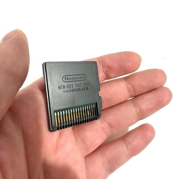 Nintendo DS Sims 2 Pets Game - Picture 4 of 4